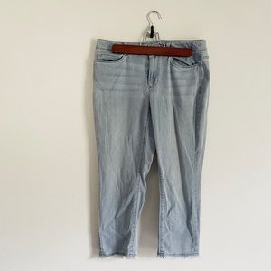 J. Jill Authentic Fit Frayed Hem Cropped Lightwash Jeans